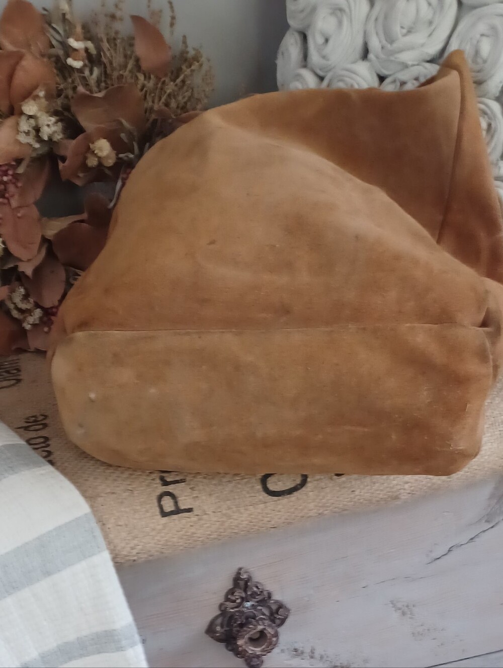 Classic Oversized Suede Tote Bag in Brown - Picture 5 of 5